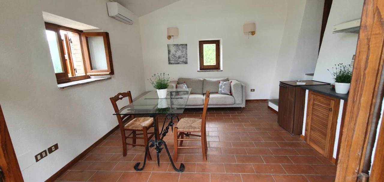 Poloturisticoumbria Rustico Con Piscina Vista Lago Passignano sul Trasimeno Ngoại thất bức ảnh