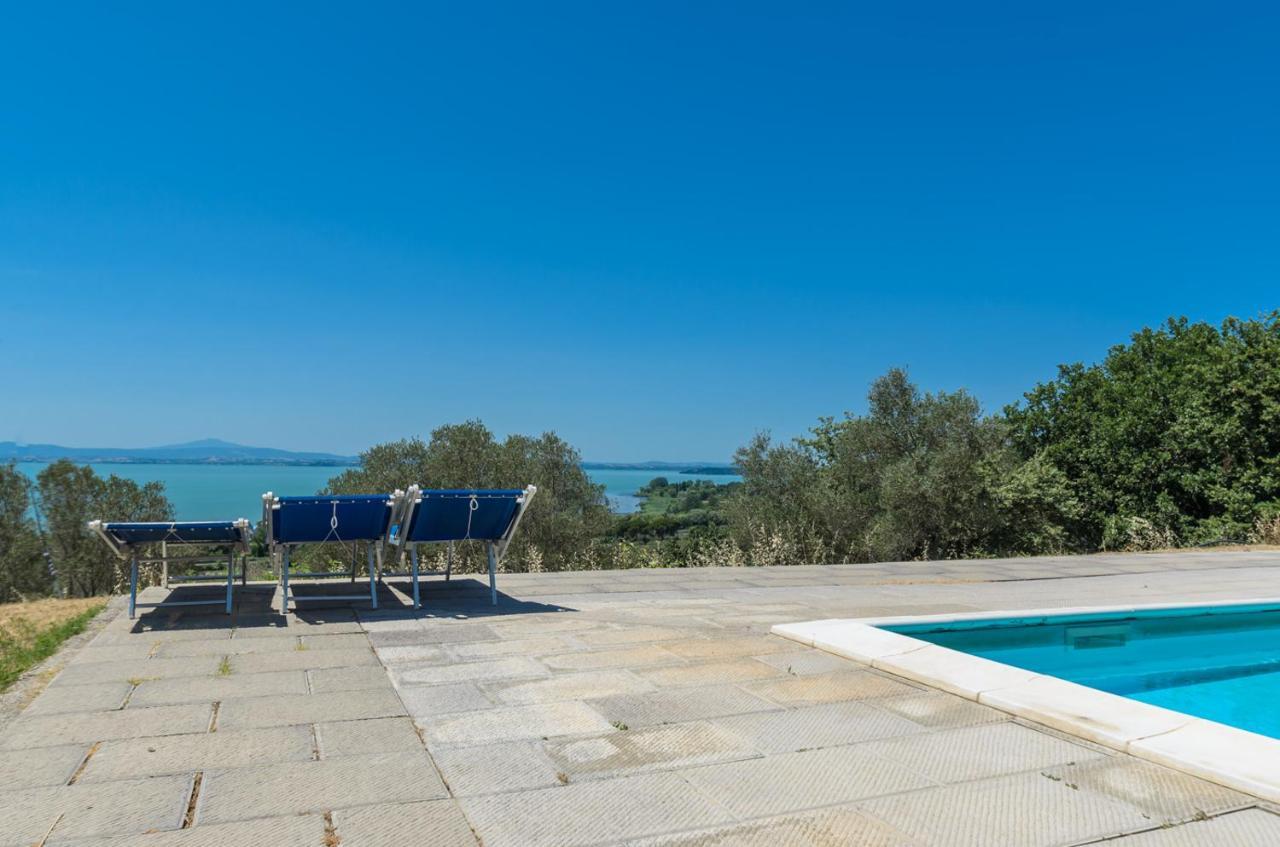 Poloturisticoumbria Rustico Con Piscina Vista Lago Passignano sul Trasimeno Ngoại thất bức ảnh
